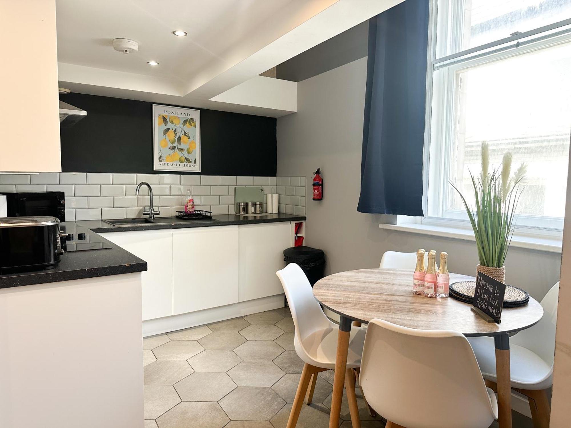 Align Lux Apartments, Liverpool City Centre Bagian luar foto
